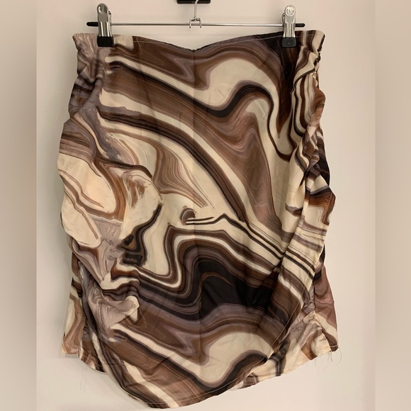 PrettyLittle Things Brown Swirl Skirt (part of matching set) - Picture 1 of 5